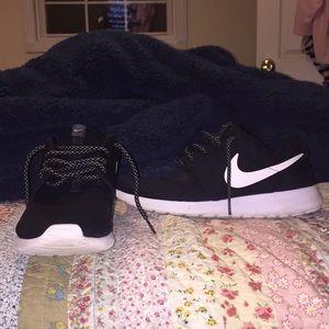 Women’s Nike Roshe